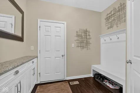 11137 Glen Avon Way Zionsville IN 46077