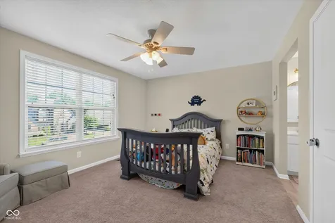 11137 Glen Avon Way Zionsville IN 46077