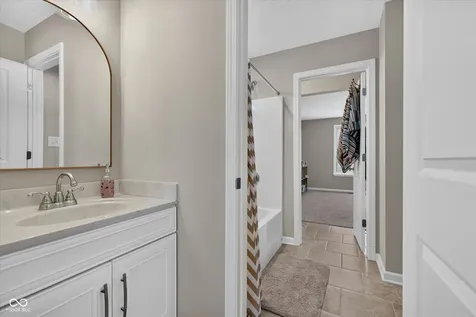 11137 Glen Avon Way Zionsville IN 46077