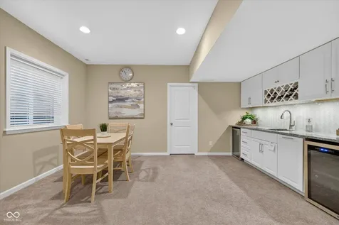 11137 Glen Avon Way Zionsville IN 46077