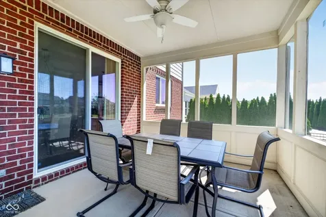 11137 Glen Avon Way Zionsville IN 46077