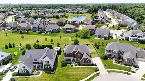 11137 Glen Avon Way Zionsville IN 46077