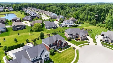 11137 Glen Avon Way Zionsville IN 46077