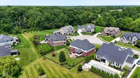 11137 Glen Avon Way Zionsville IN 46077