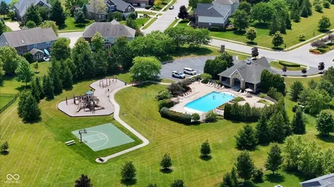 11137 Glen Avon Way Zionsville IN 46077