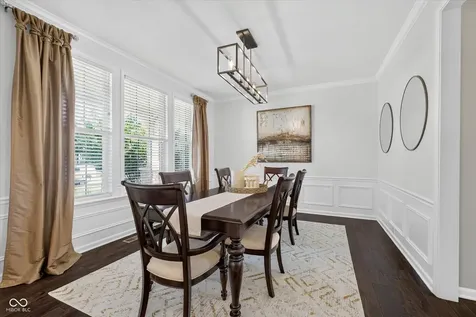 11137 Glen Avon Way Zionsville IN 46077