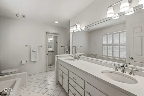 3409 Bay Road North Drive Indianapolis IN 46240