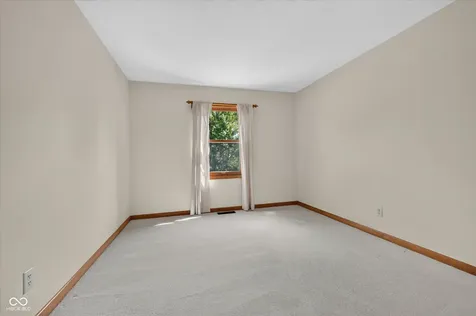 2325 Frisco Place Indianapolis IN 46240