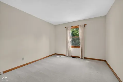 2325 Frisco Place Indianapolis IN 46240