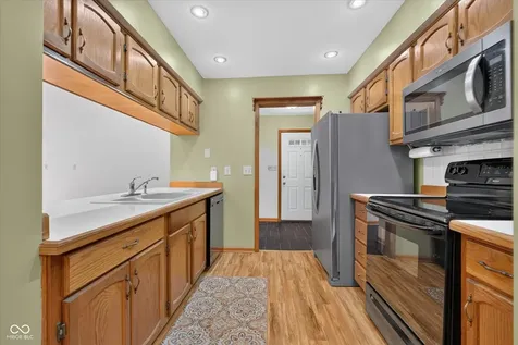 2325 Frisco Place Indianapolis IN 46240