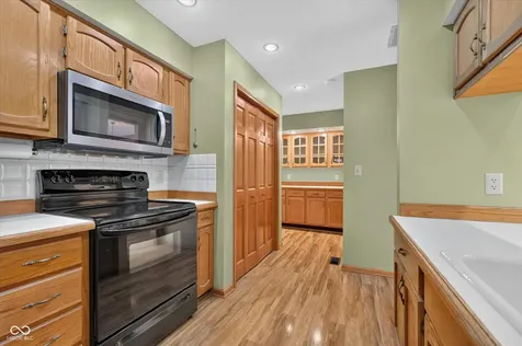 2325 Frisco Place Indianapolis IN 46240