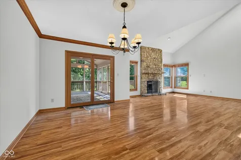 2325 Frisco Place Indianapolis IN 46240