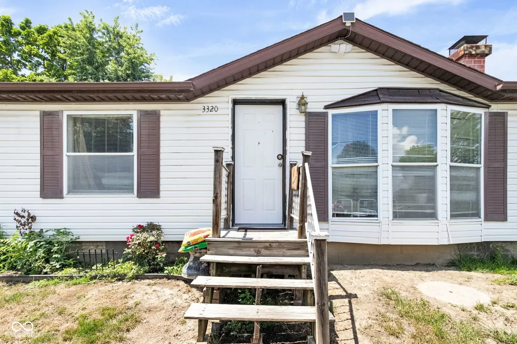 3320 S Lockburn Street Indianapolis IN 46221