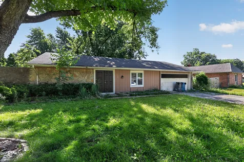1745 Orchid Court Indianapolis IN 46219