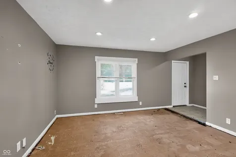 1745 Orchid Court Indianapolis IN 46219
