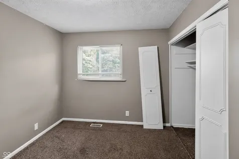 1745 Orchid Court Indianapolis IN 46219