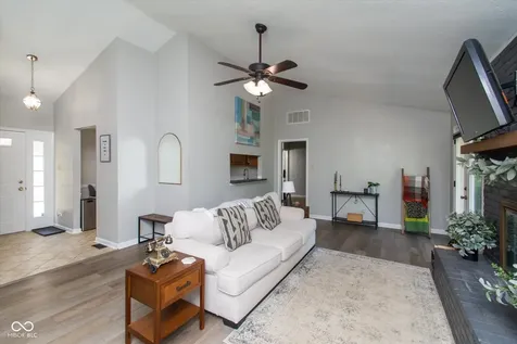 7514 Iron Horse Lane Indianapolis IN 46256