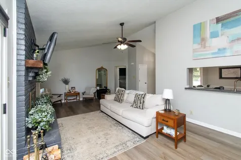 7514 Iron Horse Lane Indianapolis IN 46256