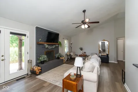 7514 Iron Horse Lane Indianapolis IN 46256