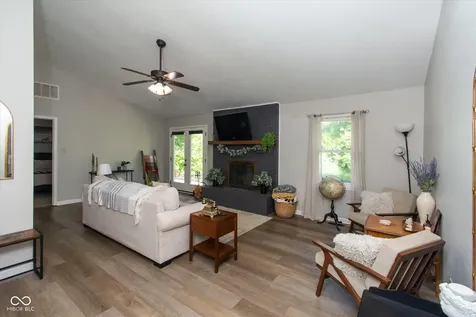 7514 Iron Horse Lane Indianapolis IN 46256