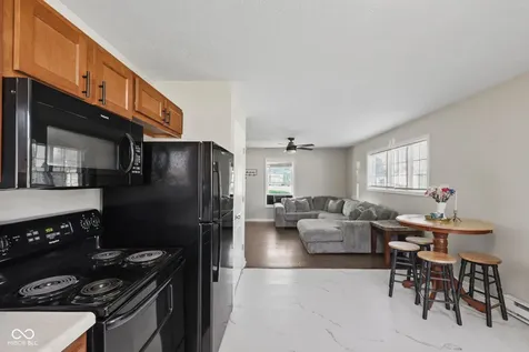 995 E Gray Street Martinsville IN 46151