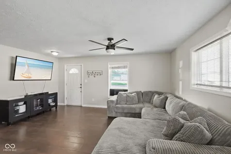 995 E Gray Street Martinsville IN 46151
