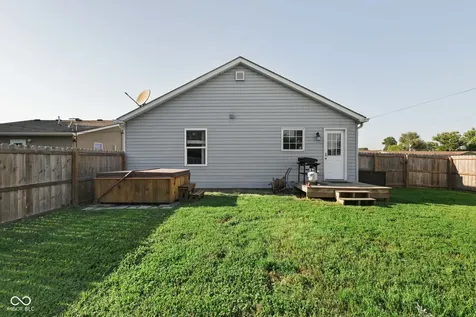 995 E Gray Street Martinsville IN 46151