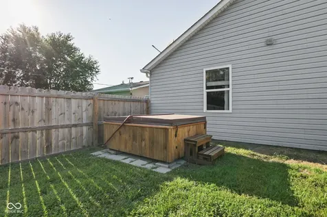 995 E Gray Street Martinsville IN 46151