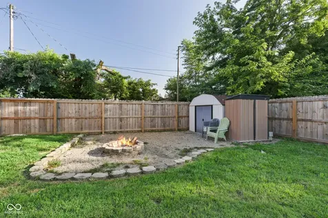 995 E Gray Street Martinsville IN 46151