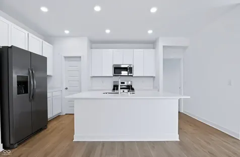 1588 Pine Circle Franklin IN 46131