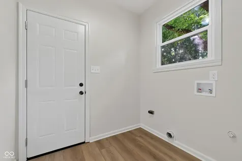 9230 Westfield Indianapolis IN 46240
