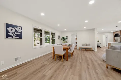 9230 Westfield Indianapolis IN 46240