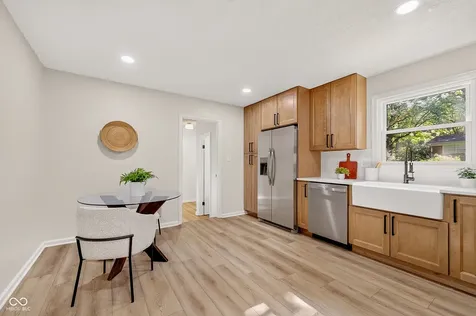 9230 Westfield Indianapolis IN 46240