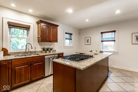 5350 N Kenwood Avenue Indianapolis IN 46208