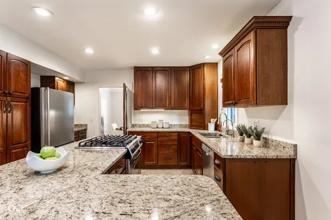 5350 N Kenwood Avenue Indianapolis IN 46208