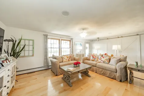 1800 E 650 N Alexandria IN 46001