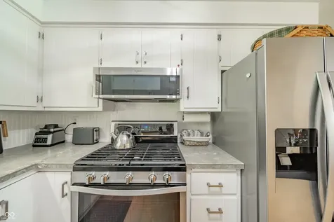 1800 E 650 N Alexandria IN 46001