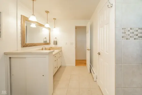 1800 E 650 N Alexandria IN 46001