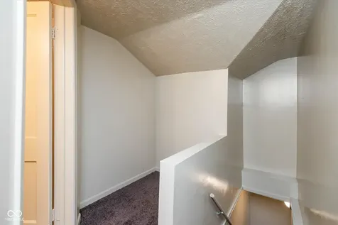 602 S Lyons Avenue Indianapolis IN 46241