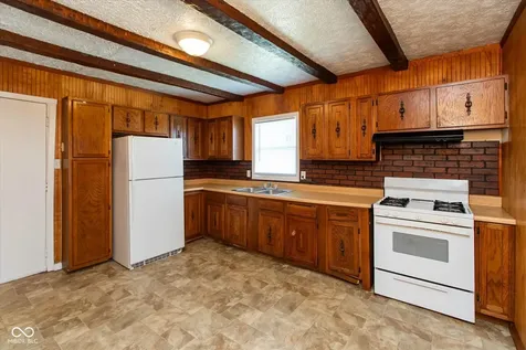602 S Lyons Avenue Indianapolis IN 46241