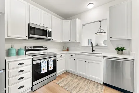 1052 Lichfield Lane Westfield IN 46074
