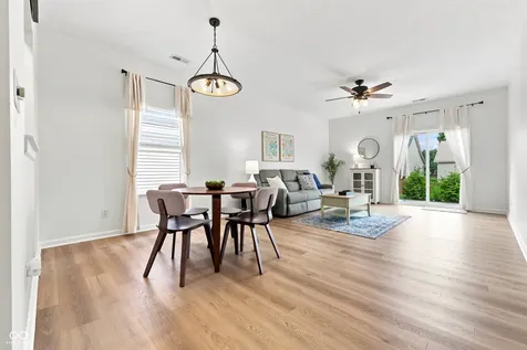 1052 Lichfield Lane Westfield IN 46074