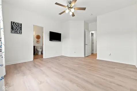 1052 Lichfield Lane Westfield IN 46074
