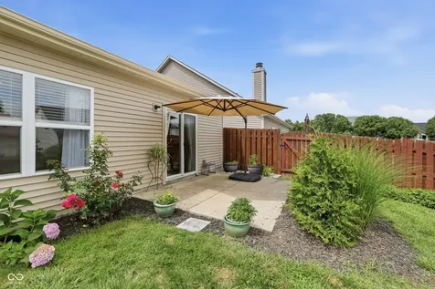1052 Lichfield Lane Westfield IN 46074