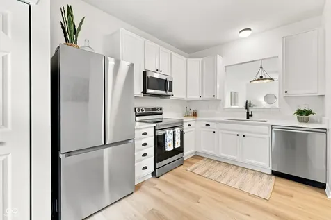 1052 Lichfield Lane Westfield IN 46074
