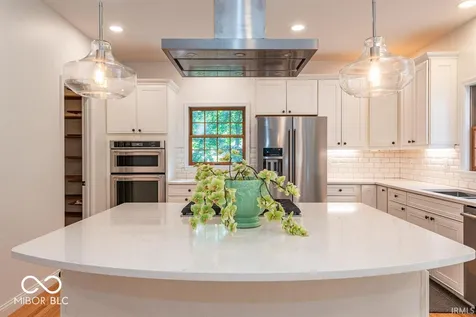 9982 S Saint Andrews Bloomington IN 47401