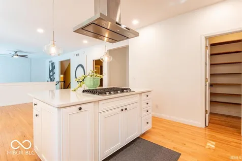 9982 S Saint Andrews Bloomington IN 47401