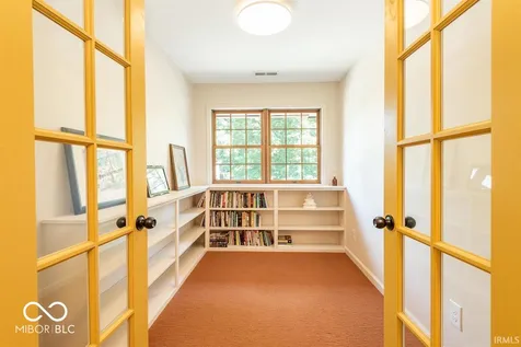 9982 S Saint Andrews Bloomington IN 47401