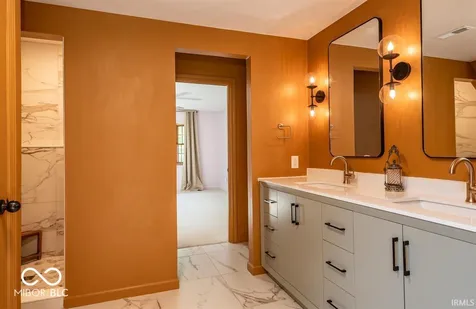 9982 S Saint Andrews Bloomington IN 47401