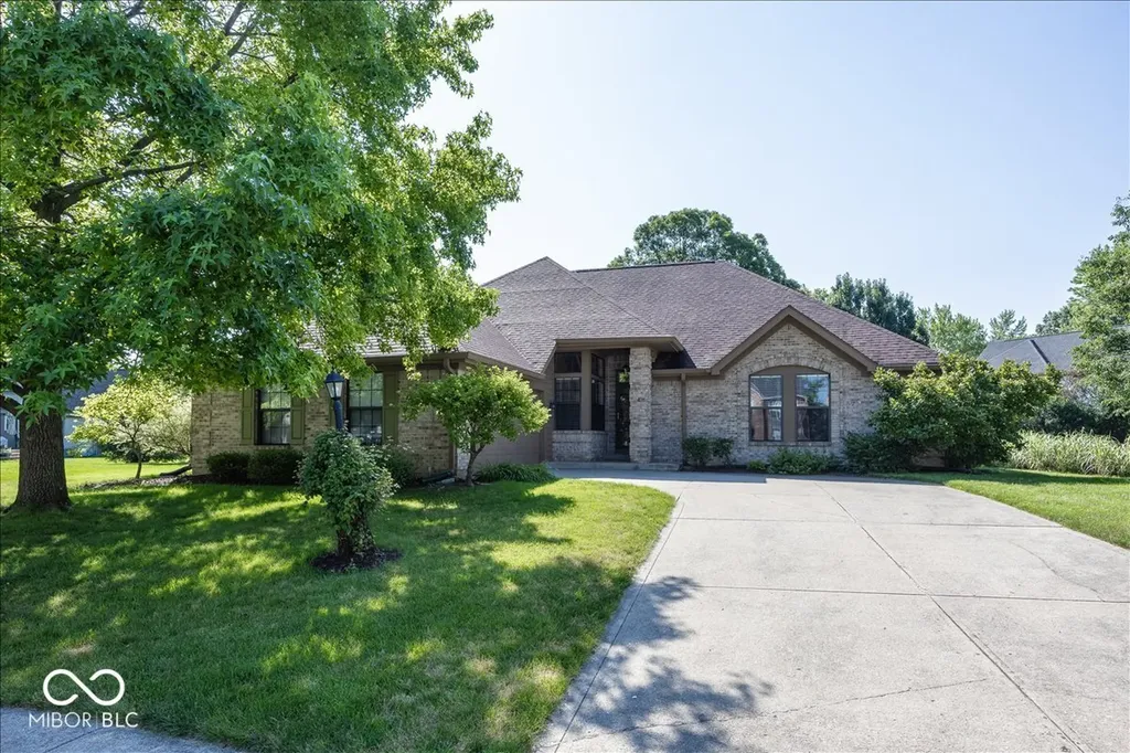 11179 Avery Row Fishers IN 46038